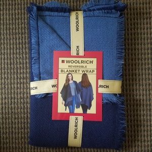 New Navy and Blue Woolrich Reversible Blanket Wrap
